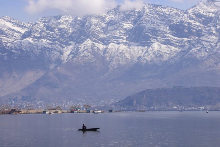 GMC Srinagar issues urgent advisory as winter triggers spike in heart emergencies – Greater Kashmir